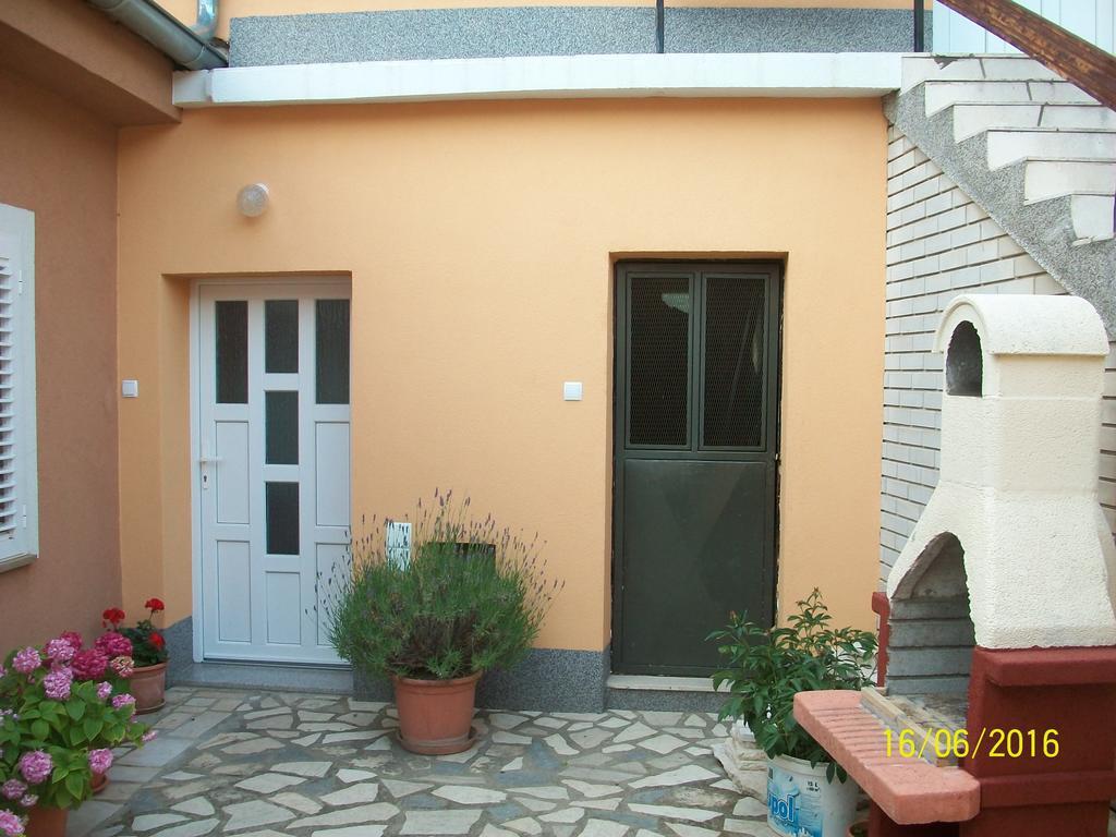 Apartment Boris Сень Экстерьер фото